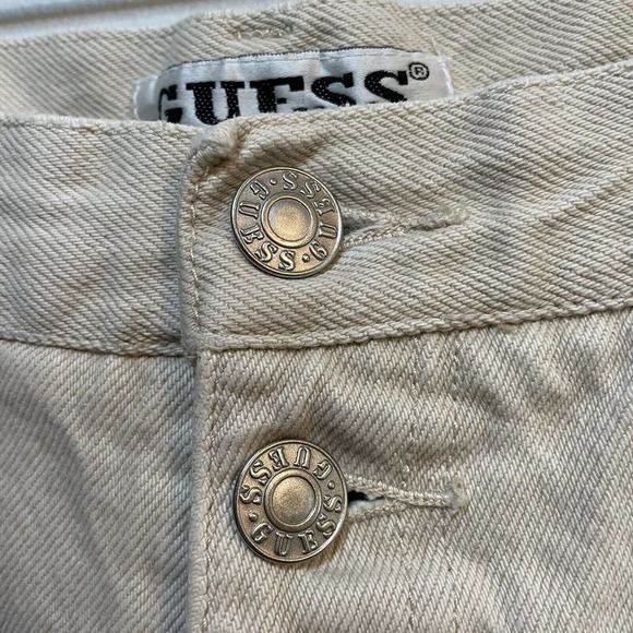 SOLD Vintage Guess Denim Jean Shorts Jorts Cream Size 34 X 10 Men 80s 90s Str… - Picture 9 of 10